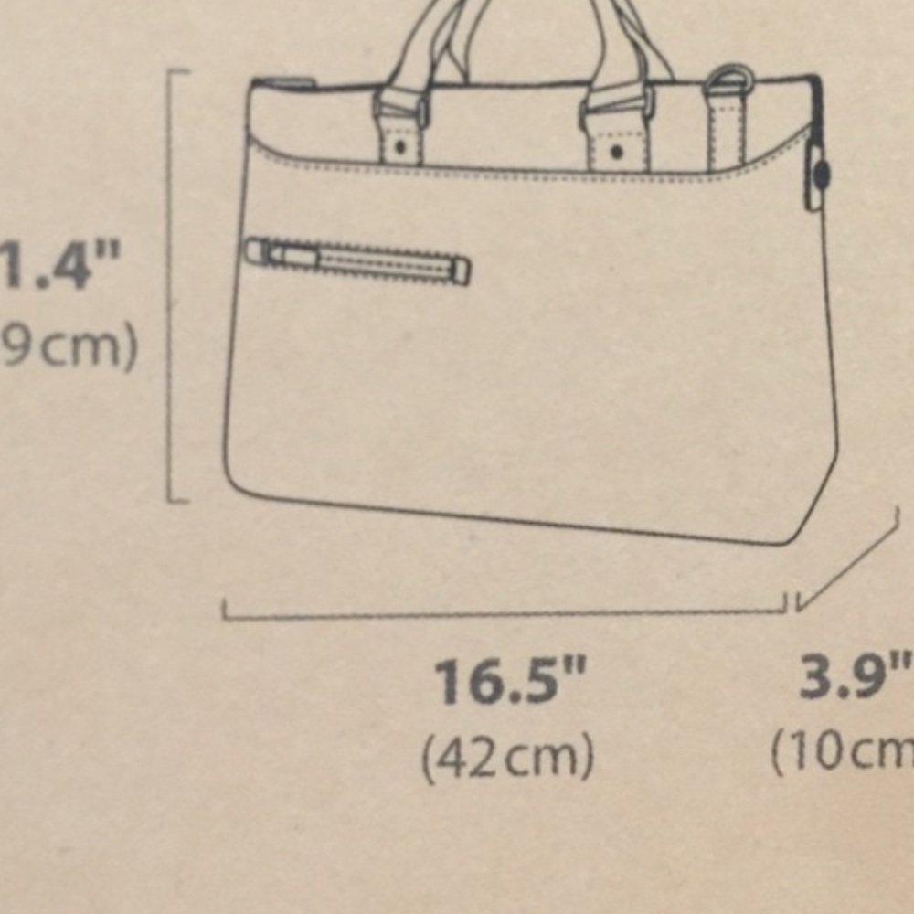 Moshi Urbana laptop 15" case excellent used condition. No pen-marks/blemishes. - Picture 7 of 7